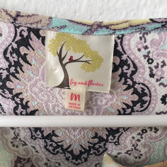 Fig and Flower Floral and Geometric Print Women's Top Bundle - Picture 4 of 4